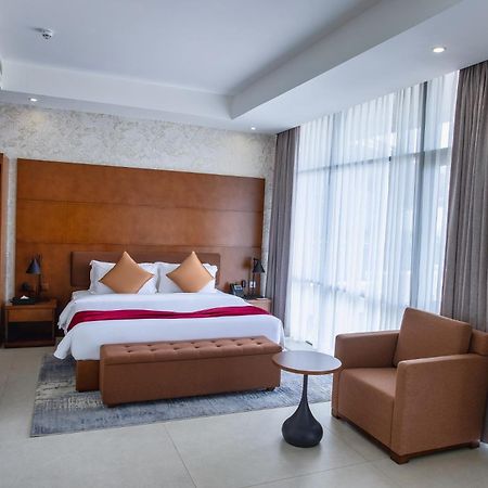 Alisa Hotel Tema Extérieur photo